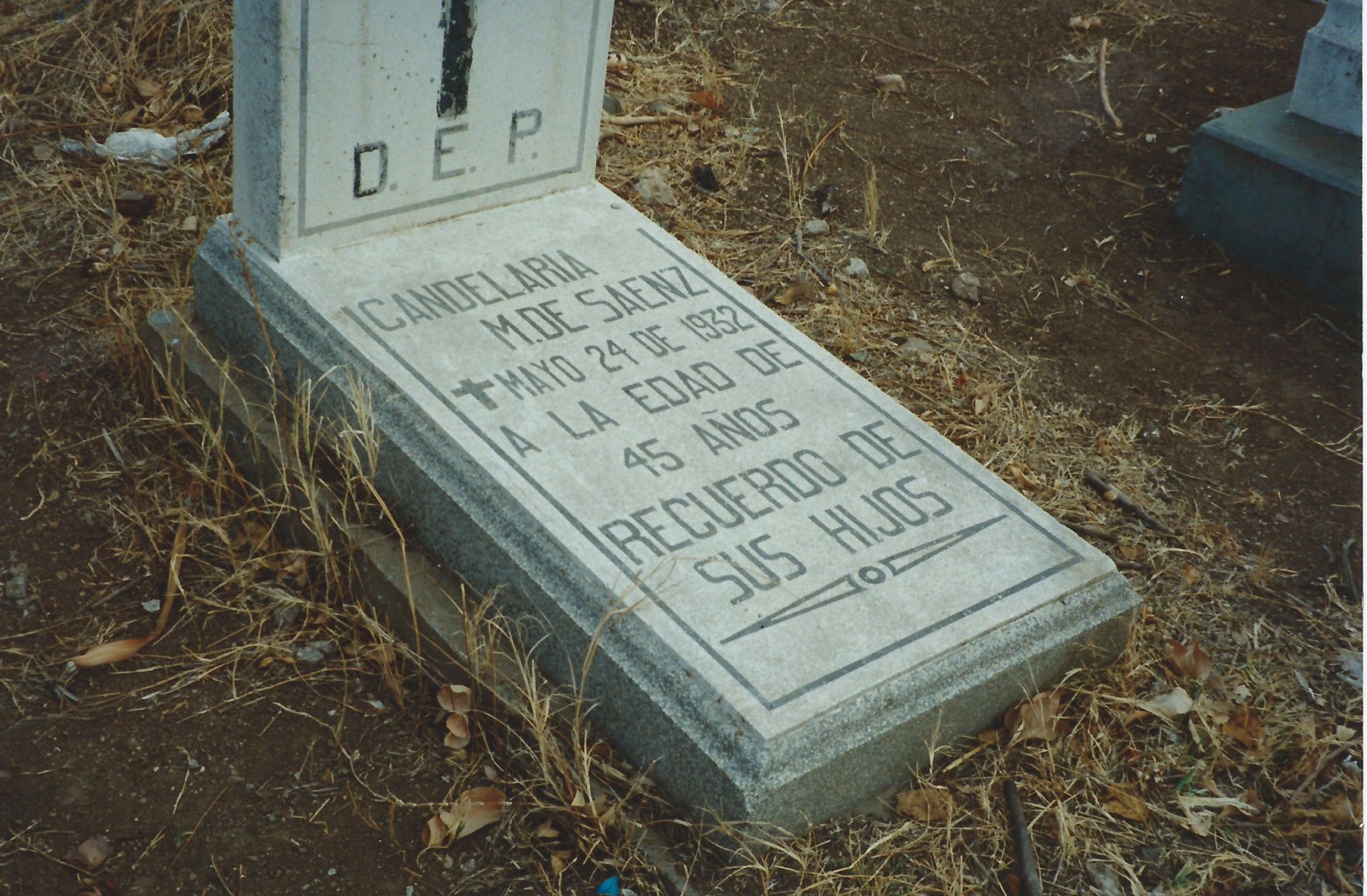 Grandma Saenz Grave_1932_